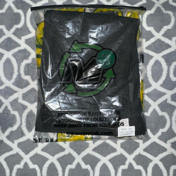 Minus Two Classic Jeans - Picture 6 of 6